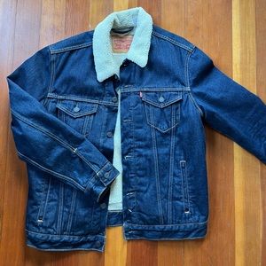 Men’s Levi’s Sherpa lined denim jacket